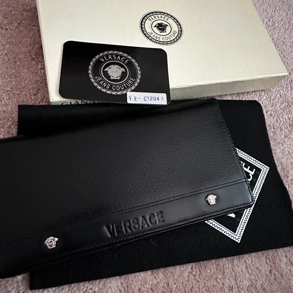 Authentic Vintage Versace Jeans Collection Long Wallet - Picture 3 of 4
